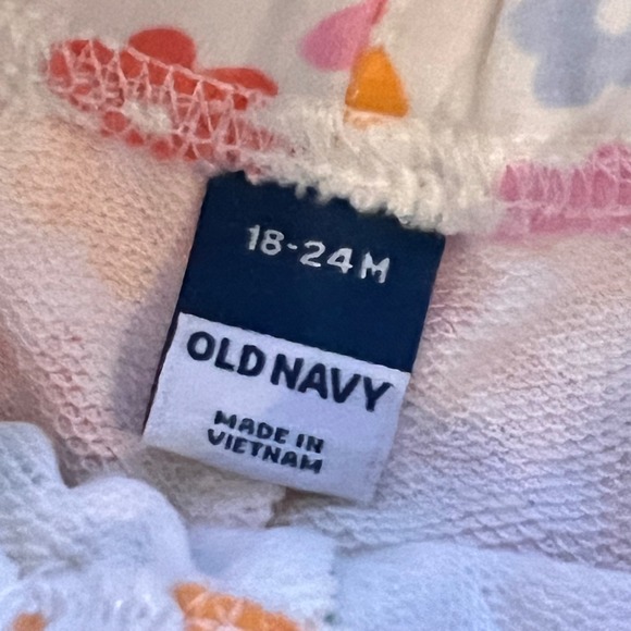 Old Navy Girls Toddler Girls 18-24M LOT Outfit Watermelon Top Floral Shorts Set - Picture 2 of 9